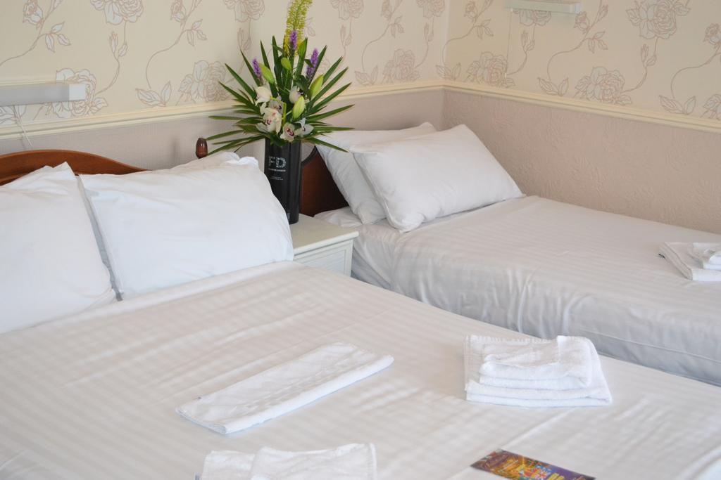 Lyndene Hotel Blackpool Extérieur photo